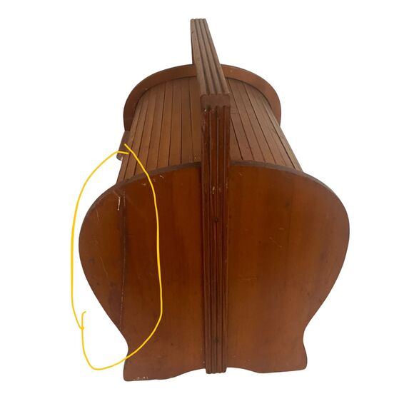 Vintage Cedar Wood Sewing Box w/ Rolltop Cover MCM 1960’s - Picture 8 of 8